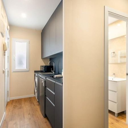 1 Bedroom 1 Bathroom Furnished - Chueca - Modern Functional - Mintystay Madrid Kültér fotó